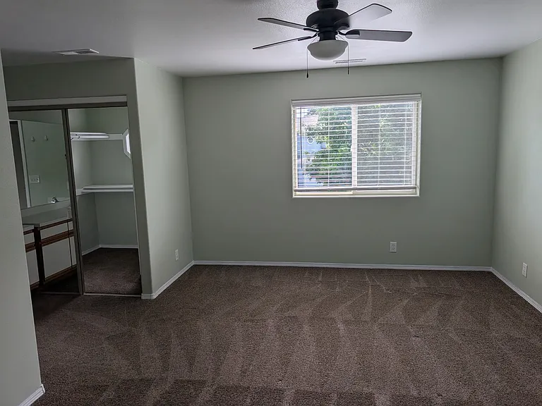 123 Lambert Ct — Photo 3