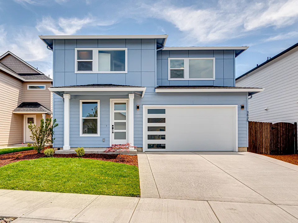 3435 SE 8th Pl