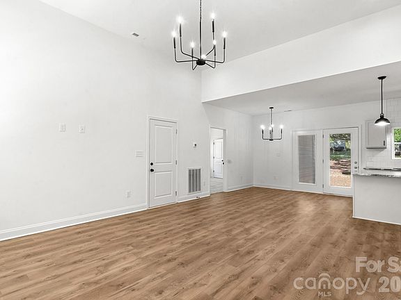 4th image of 70 McCorkle St