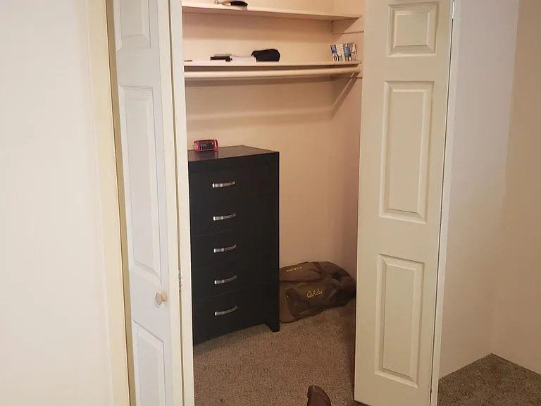 1802 Potomac Pl #C — Photo 11