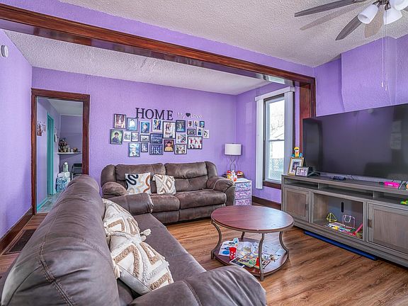 3rd image of 1708 Pershing Blvd