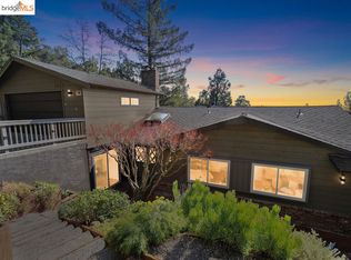 6047 Snake Rd, Oakland, CA 94611