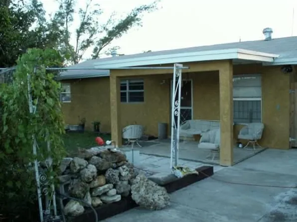 1200 W 33rd St, Riviera Beach, FL 33404