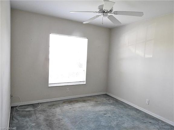 5th image of 22061 Seashore Cir