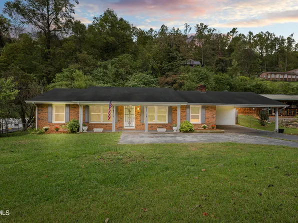 1747 Forest View Dr, Kingsport, TN 37660