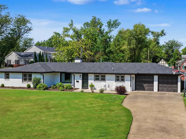 147 Overhill Rd, Salina, KS 67401