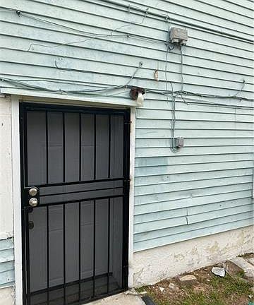 2nd image of 3212 General Taylor St Unit A