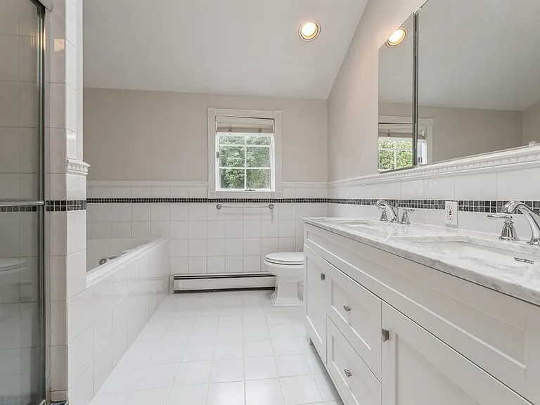 166 Churchill Rd — Photo 24