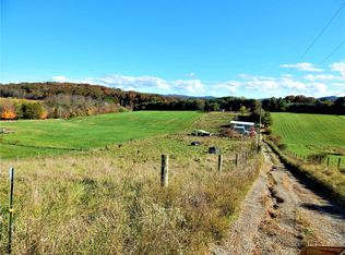 3901 Stanley Rd, Christiansburg, VA 24073