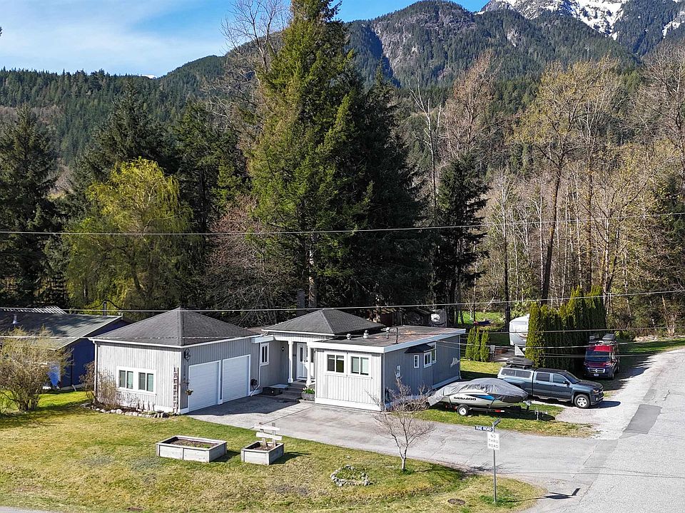 1st image of 1110 Laramee Rd