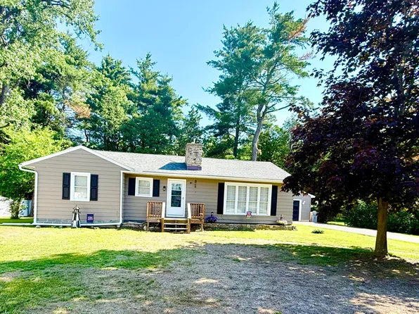 2115 Route 22b, Morrisonville, NY 12962