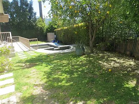 150 E Grandview Ave — Photo 54