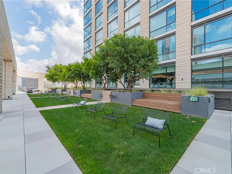 400 S Broadway Ave #1103 — Photo 30