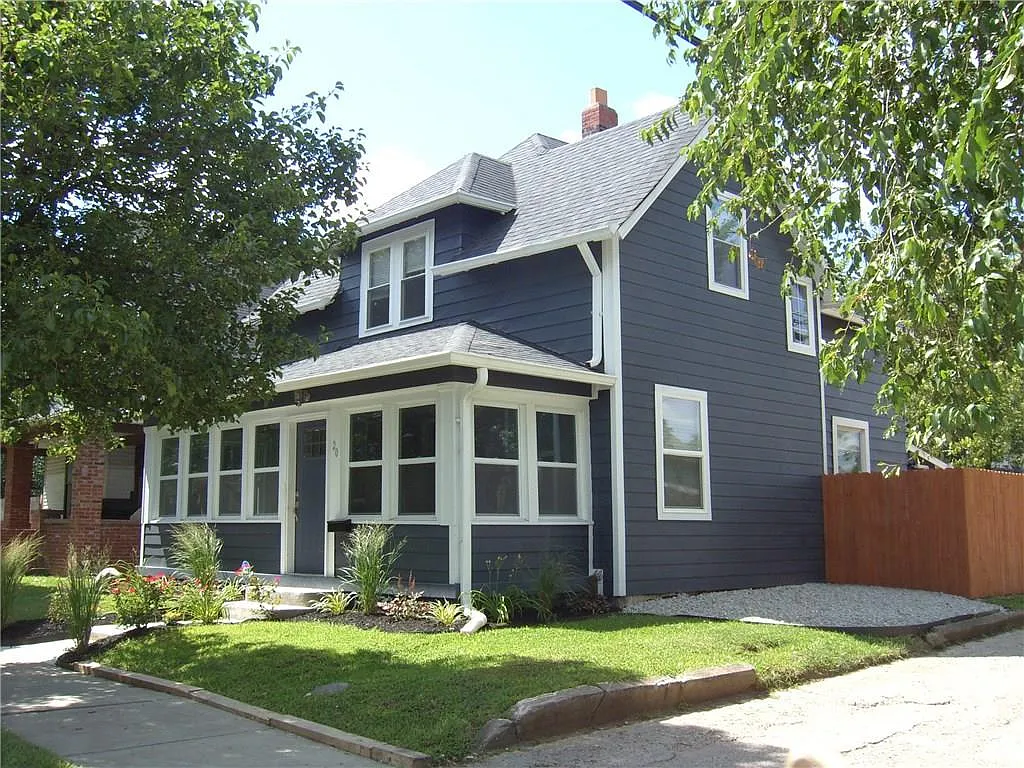 20 S Bradley Ave photo 1
