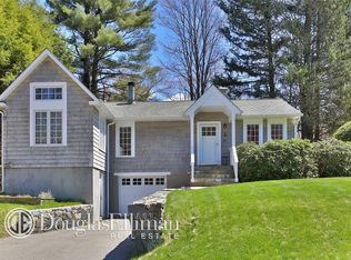 25 Pineview Rd, Mount Kisco, NY 10549