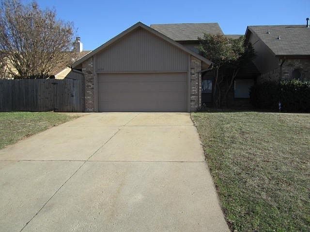 1st image of 6124 Gaelic Glen Dr