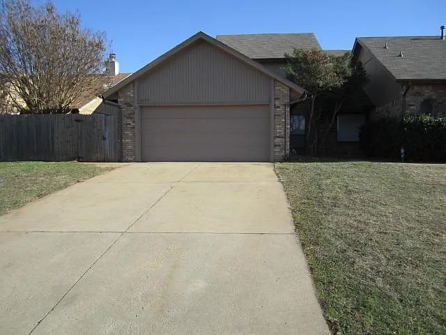6124 Gaelic Glen Dr