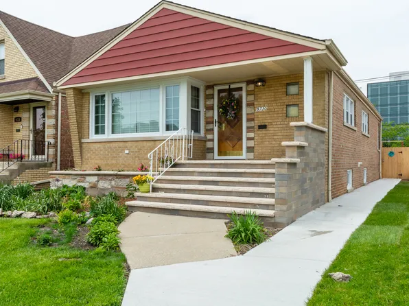 9730 S Claremont Ave, Chicago, IL 60643