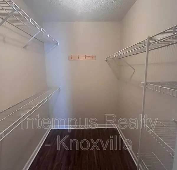 813 Villaview Way — Photo 19