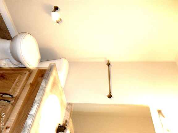 5th image of 16316 87th Ave E