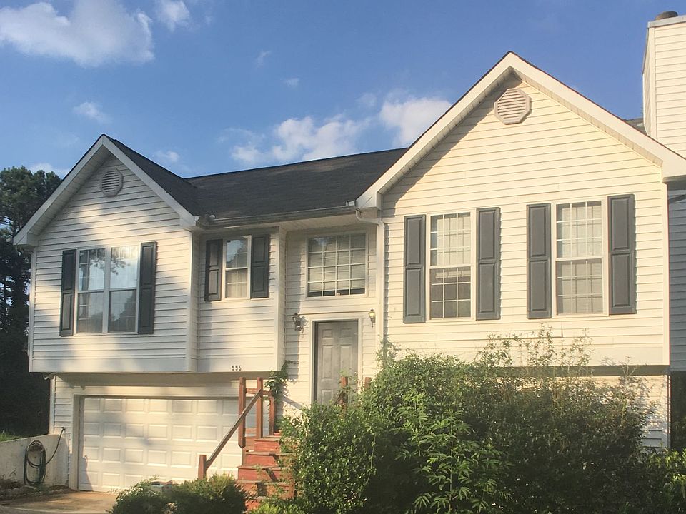 1st image of 995 Twin Brook Ct