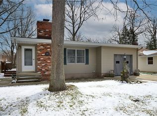 741 Hazelwood Dr, Vermilion, OH 44089