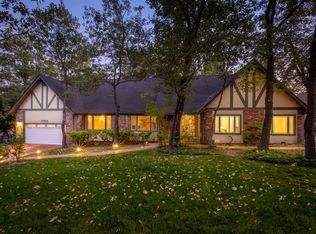 1116 Sherwood Rd, Lake Arrowhead, CA 92352