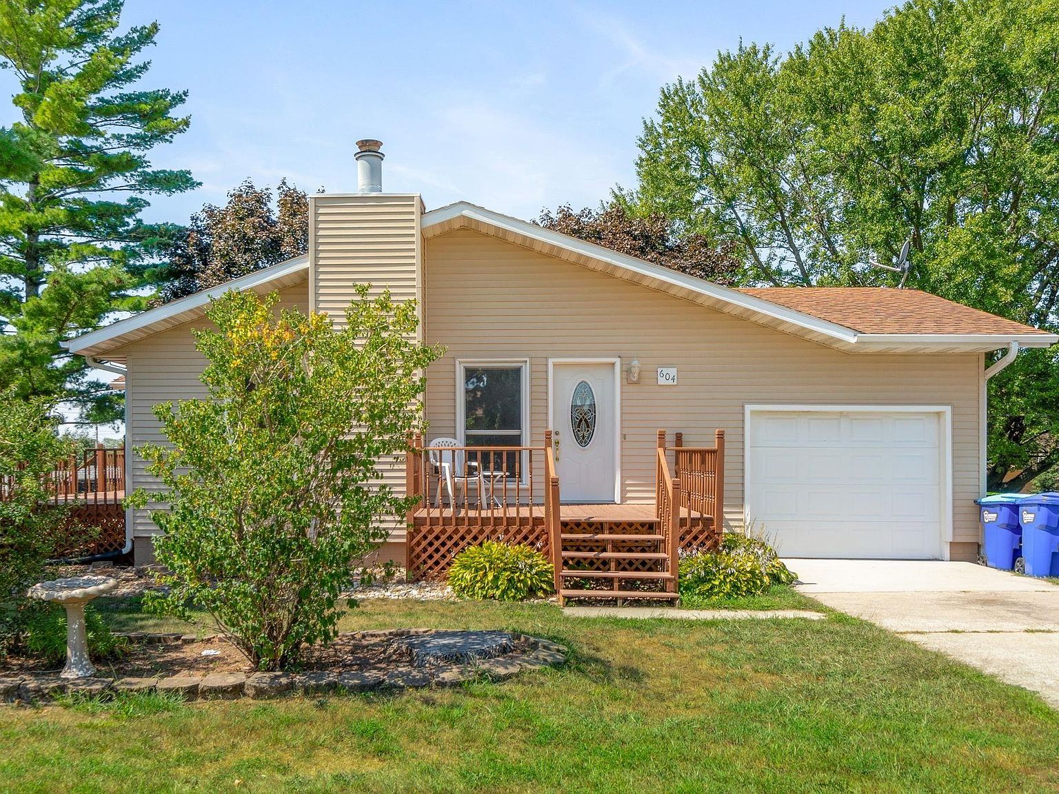 604 8th Ave NE, Oelwein, IA 50662 MLS 20233684 Zillow