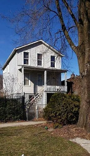 2508 E 106th St photo 1