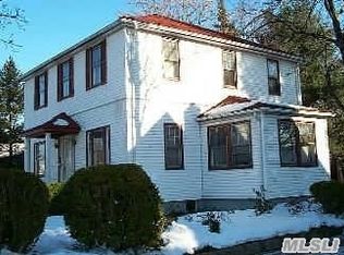 1854 N Jerusalem Rd, North Bellmore, NY 11710