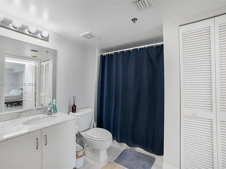 1200 Brickell Bay Dr #4121 — Photo 19