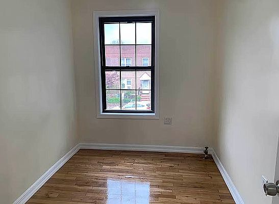 5th image of 21-17 38th St #2