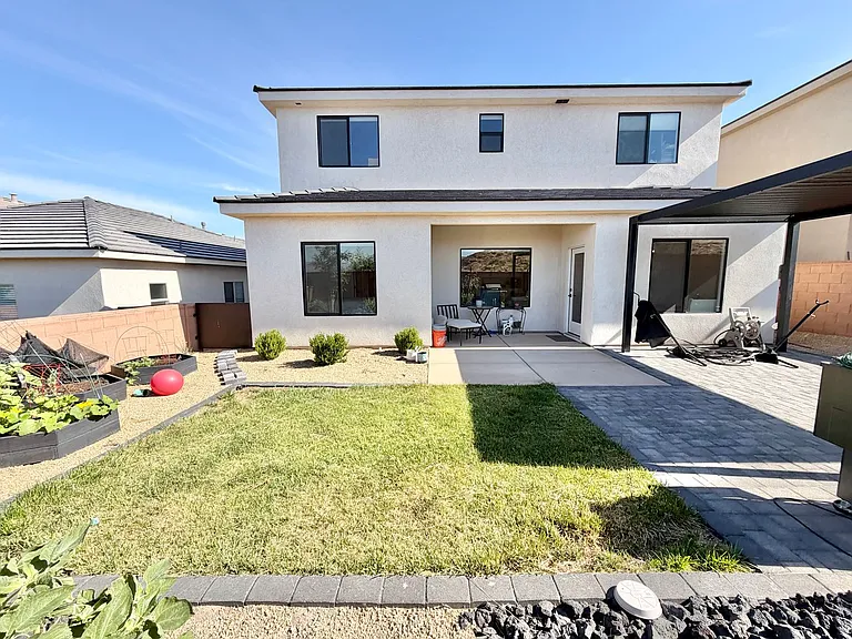 1436 E White Hollow Ln — Photo 31