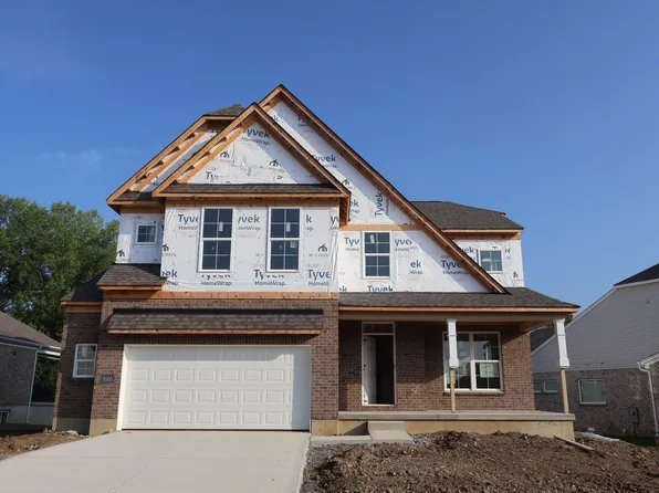 5505 White Pine Ln, Fairfield, OH 45011