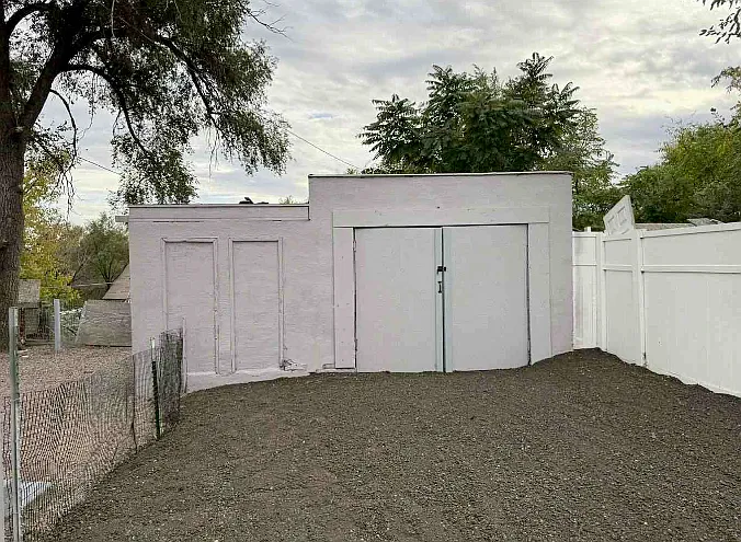 642 Bellevue Pl — Photo 12