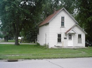 703 E Mary St, Ottumwa, IA 52501