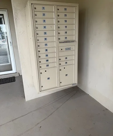 Individual, private Mailbox for Apt.