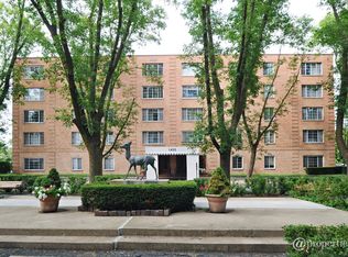 1455 Shermer Rd APT 101C, Northbrook, IL 60062