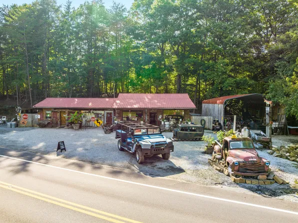 11882 Highway 68, Tellico Plains, TN 37385