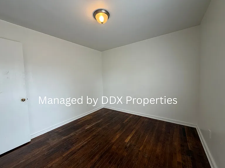 4217 S Harrison St #B — Photo 5