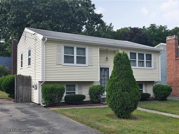 2nd image of 50 Lillian Ave