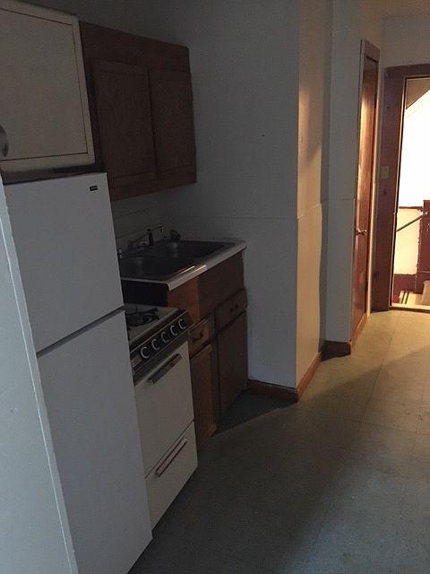 2nd image of 1206 North St #1