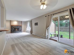 3221 Shuttle Cir, Anchorage, AK 99517