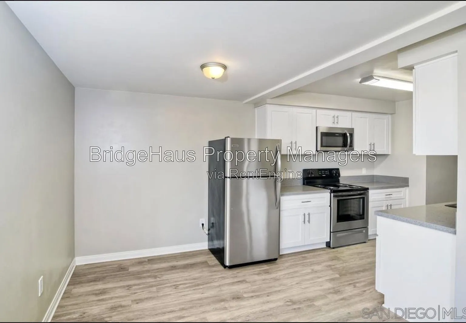 3 bed, 2.0 bath, 1100 sqft, $2,695 — Photo 3