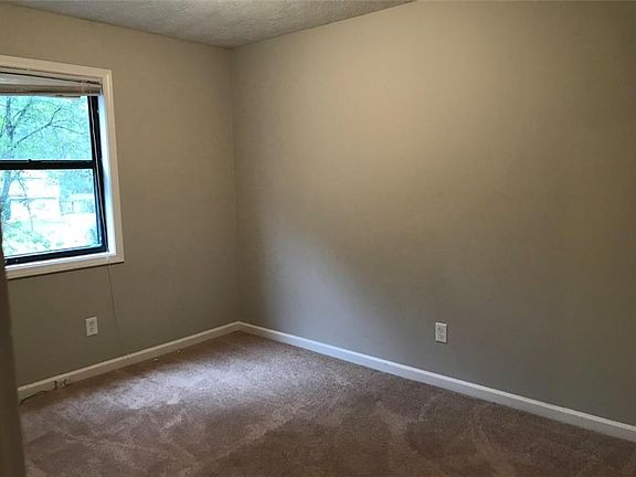 5th image of 573 Mephisto Cir
