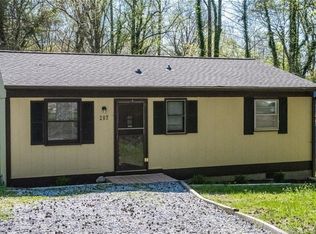 207 Brinkley Pl, High Point, NC 27265