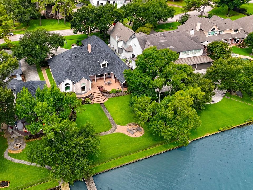 1st image of 7815 Lake Mist Ct