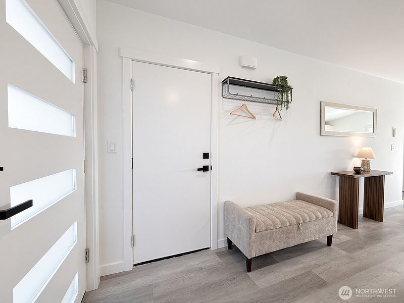 4th image of 1275 Channel Avenue SW