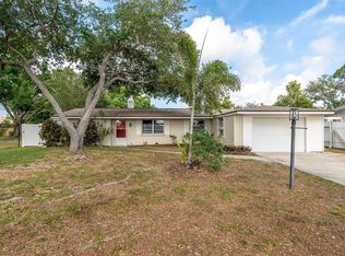7464 Cass Cir, Sarasota, FL 34231