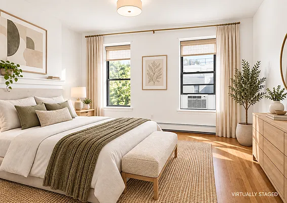 Bedroom, photo 2
